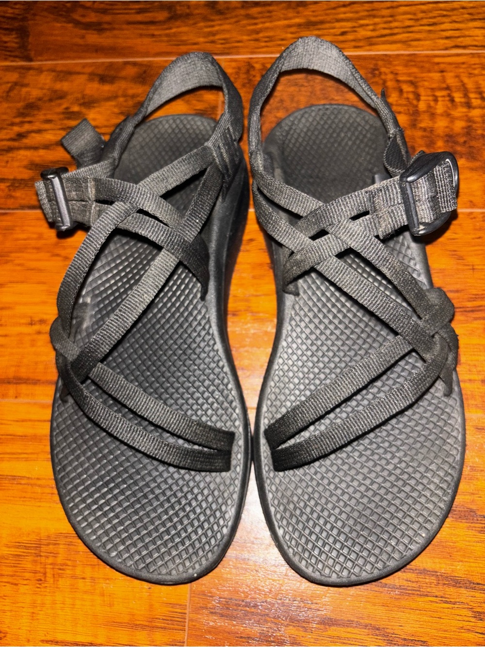 Chaco’s Z1 Classic Black Strappy Outdoor Sandals NEW Women’s 9 Dual Strap Chaco